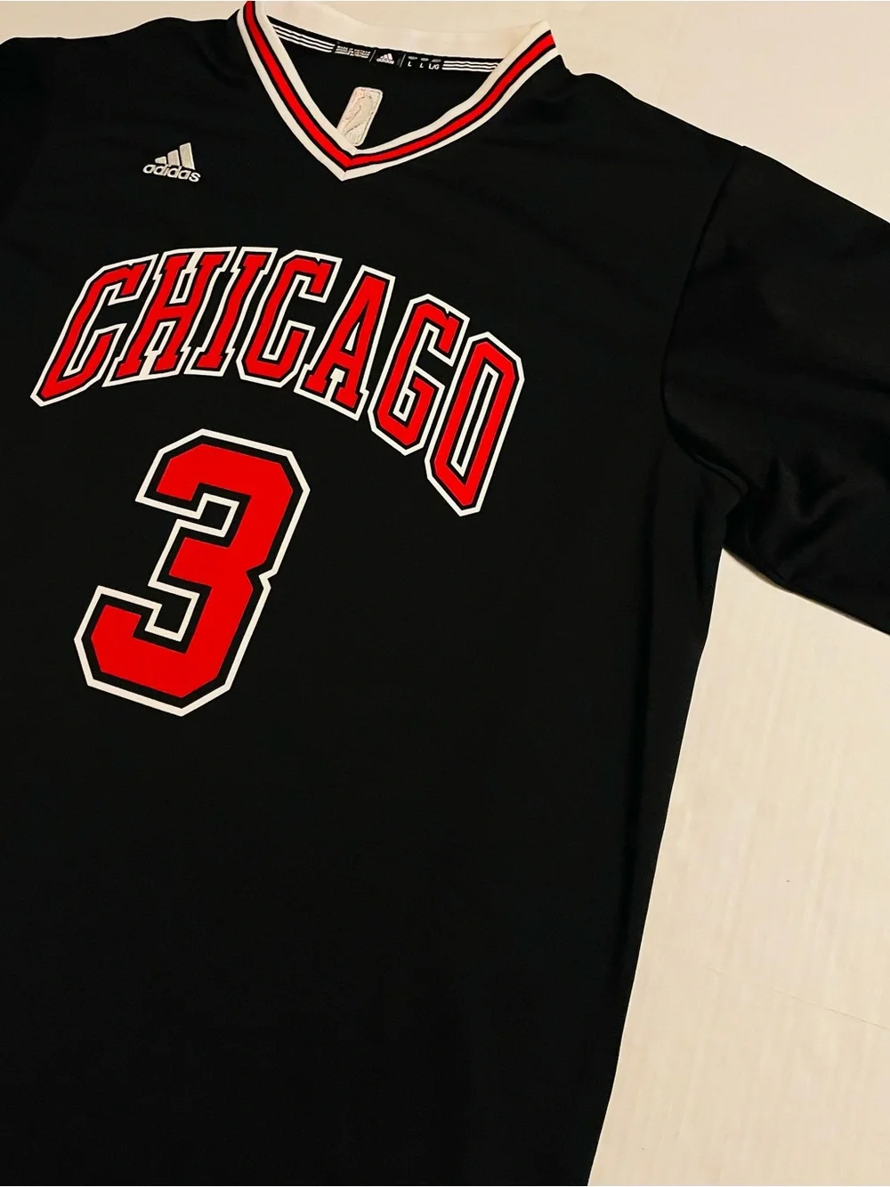 RARE Adidas 2016 Chicago Bulls Dwayne Wade Sleeved Alternate Jersey Shirt LARGE - Picture 4 of 10